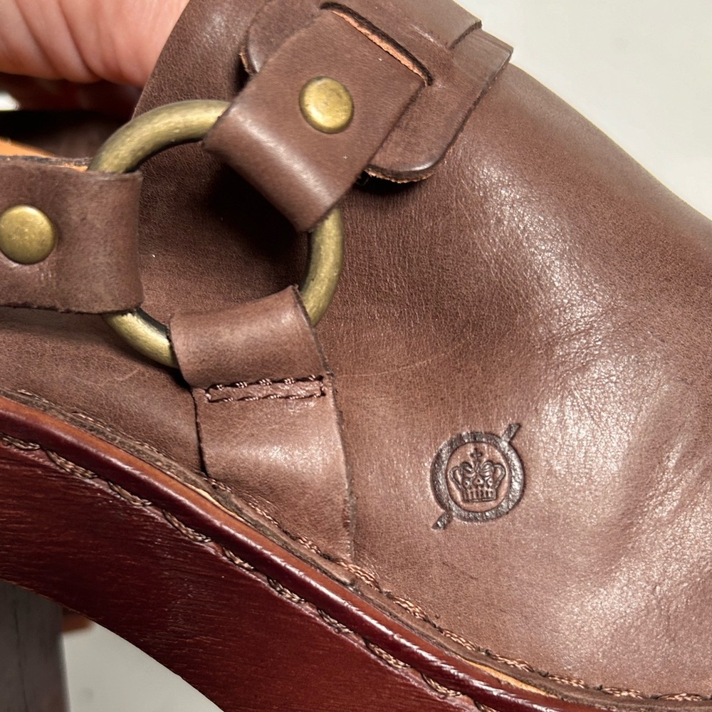 Born Women's Hudson Slingback Clog Chocolate - Size 10 - Picture 13 of 13